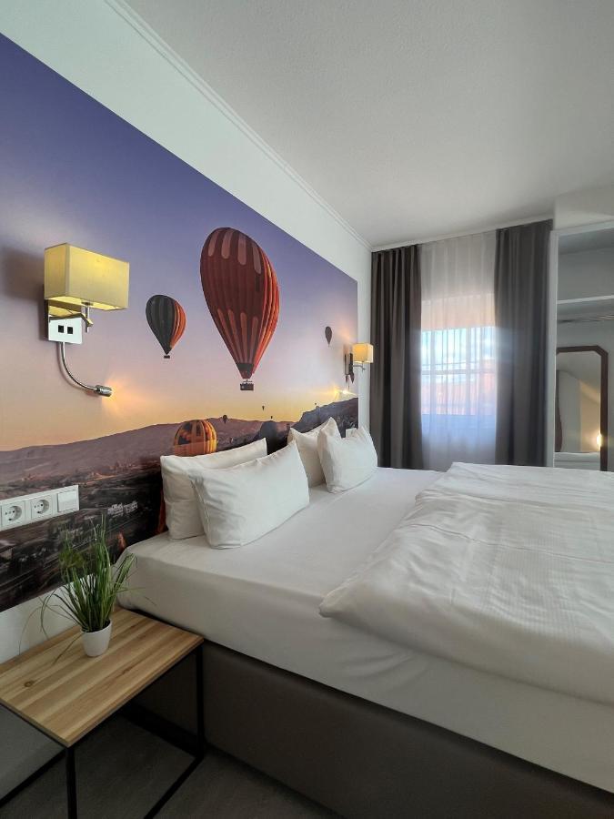 Hotel Bitzer Superior Backnang City Exterior photo